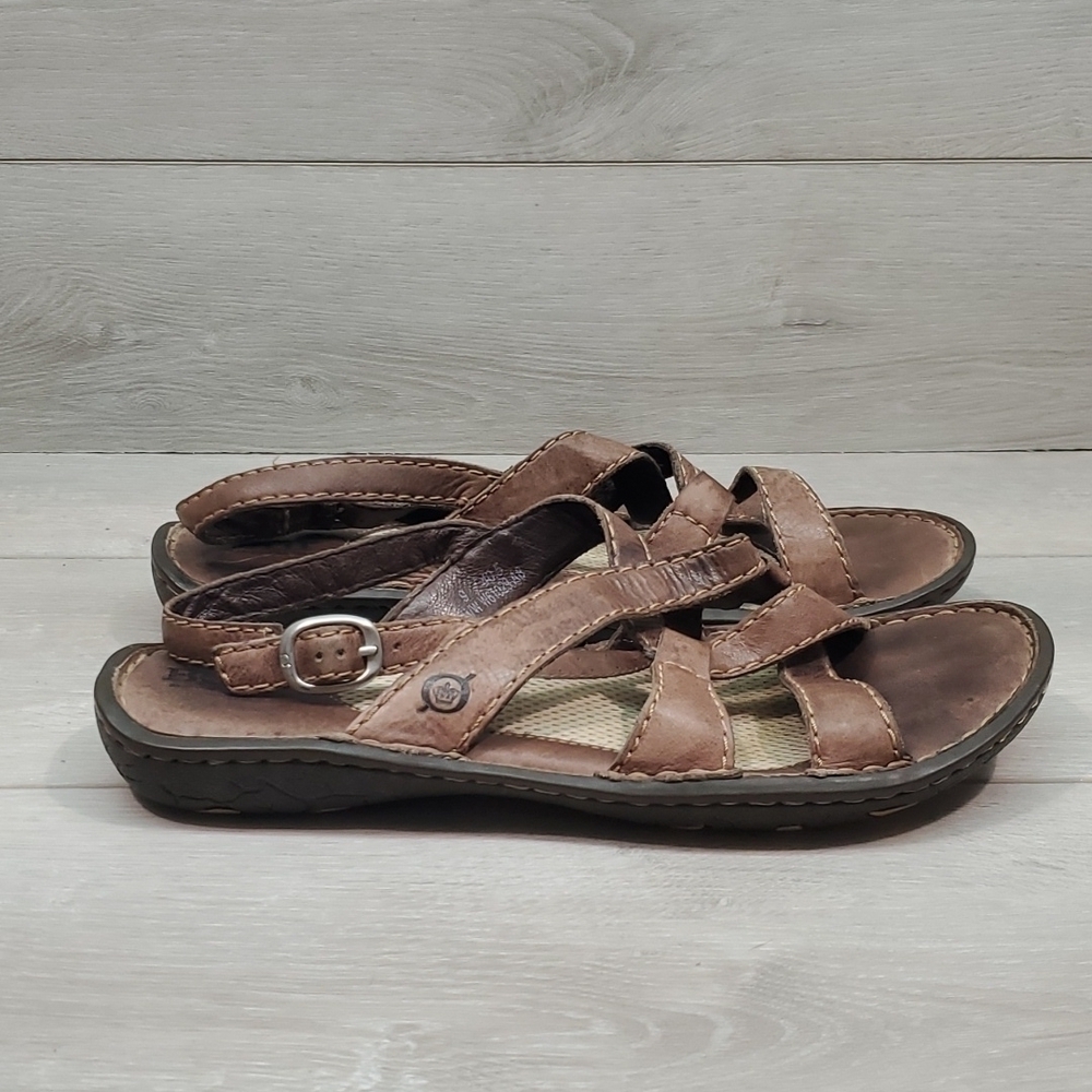Born Women Comfort Leather Ankle Strap shoes sandals sz 9